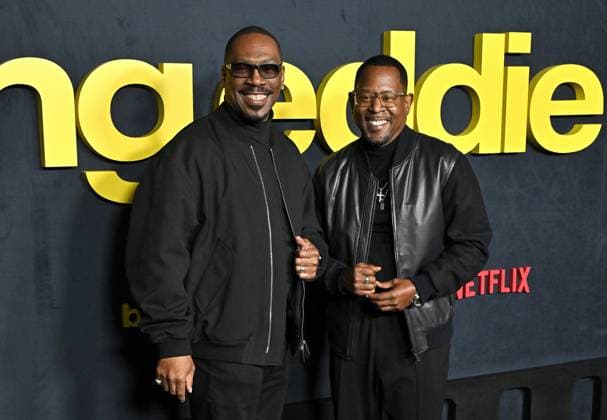 Netflix™s ˜Being Eddie™ Los Angeles Premiere Eddie Murphy and Martin Lawrence arriving to Netflix™s Being Eddie Los Angeles premiere held at the Netflix Tudum Theater on November 12, 2025 in Hollywood, Ca. Hollywood Netflix Tudum Theater California USA Copyright: xStarbuck AFF-USA.COMx
