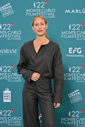 Teresa Riott Launch and presentation of the Jury of the 22nd Monte Carlo Festival de la Comédie at the Grimaldi Forum in Monaco, November 12, 2025 Ezio Greggio, founder and president of the Festival, introduced the members of the Jury and the films in competition on the stage of the Salle Camille Blanc at the Grimaldi Forum Actress Claudia Gerini, is President of the Jury, Franco Nero, Honorary President, Teresa Riott and Daniel McVicar make up this cinematic quartet. The Festivals aim is to promote and enhance the different genres of comedy through film premieres, Thanks to the commitment of Ezio Greggio and the late Mario Monicelli, co-founder of the event, comedy has gained a new appreciation even at prestigious festivals such as Cannes Copyright: xBrunoxBebertx xBestimagexBrunoxBebertx xBestimagex