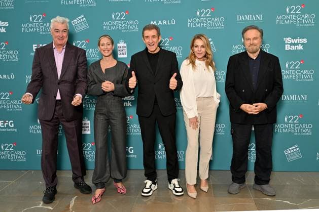 Daniel McVicar, Teresa Riott, Ezio Greggio, Claudia Gerini and Franco Nero Launch and presentation of the Jury for the 22nd Monte Carlo Festival de la Comédie at the Grimaldi Forum in Monaco, November 12, 2025 Ezio Greggio, the Festivals founder and president, introduced the members of the Jury and the films in competition on stage in the Salle Camille Blanc at the Grimaldi Forum Actress Claudia Gerini, is President of the Jury, Franco Nero, Honorary President, Teresa Riott and Daniel McVicar make up this cinematic quartet. The Festivals aim is to promote and enhance the different genres of comedy through film premieres, Thanks to the commitment of Ezio Greggio and the late Mario Monicelli, co-founder of the event, comedy has gained a new Copyright: xBrunoxBebertx xBestimagexBrunoxBebertx xBestimagex