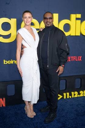 Being Eddie Premiere - Los Angeles, USA LOS ANGELES, USA. November 12, 2025: Eddie Murphy & Paige Butcher at the premiere for Netflix s Being Eddie at the Tudum Theatre. Los Angeles CA USA  Copyright: xPaulxSmith Featureflashx