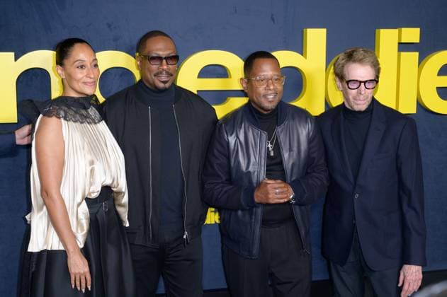 Being Eddie Premiere - Los Angeles, USA LOS ANGELES, USA. November 12, 2025: Tracee Ellis Ross, Eddie Murphy, Jerry Bruckheimer, Martin Lawrence & Jerry Bruckheimer at the premiere for Netflix s Being Eddie at the Tudum Theatre. Los Angeles CA USA  Copyright: xPaulxSmith Featureflashx