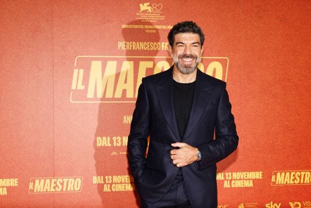 News - Il Maestro - Photocall Pierfrancesco Favino attends the Il Maestro photocall at Cinema Anteo on November 12, 2025 in Milan, Italy. Photo: Cinzia Camela. Milan Cinema Anteo Italy Copyright: xCinziaxCamelax xLiveMediax LPN_2141394