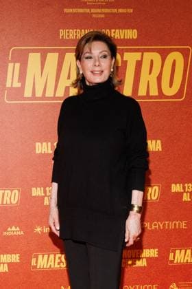 News - Il Maestro - Photocall Edwige Fenech attends the Il Maestro photocall at Cinema Anteo on November 12, 2025 in Milan, Italy. Photo: Cinzia Camela. Milan Cinema Anteo Italy Copyright: xCinziaxCamelax xLiveMediax LPN_2141480