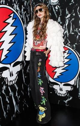 Alice + Olivia X Grateful Dead Launch Party MANHATTAN, NEW YORK CITY, NEW YORK, USA - NOVEMBER 12: American fashion designer and Founder and CEO of Alice + Olivia Stacey Bendet arrives at the Alice + Olivia X Grateful Dead Launch Party held at the Angel Orensanz Center on November 12, 2025 in Manhattan, New York City, New York, United States., Credit:Image Press Agency Avalon United States, New York, New York City, Angel Orensanz Center  Copyright: xImagexPressxAgencyx xAvalonx 1052181038