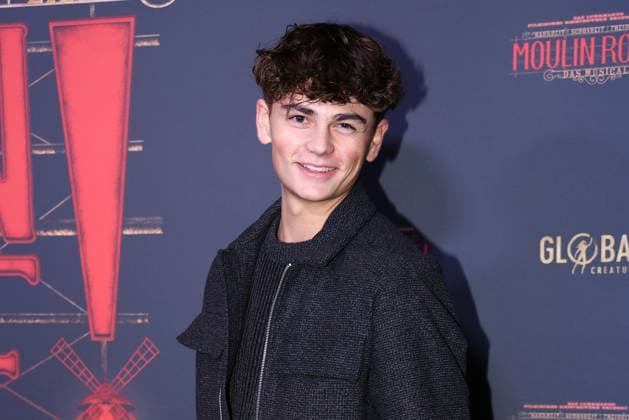 Benni Kalcher bei der Premiere der neuen Hauptdarstellerin (SarahEngels) vom Musical Moulin Rouge am 13.11.2025 in Koeln Moulin Rouge Musical feiert Premiere mit neuer Hauptdarstellerin in Koeln