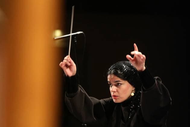 Paniz Faryusefi becomes first woman to lead Tehran Symphony Orchestra in Iran TEHRAN, IRAN - NOVEMBER 13: Tehran Symphony Orchestra performs under the baton of a female orchestra conductor Paniz Faryusefi for the first time at the Vahdat Hall in Tehran, Iran on November 13, 2025. Fatemeh Bahrami Anadolu Tehran Iran. Editorial use only. Please get in touch for any other usage.  Copyright: x2025xAnadoluxFatemehxBahramix