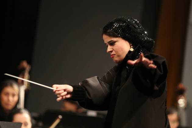 Paniz Faryusefi becomes first woman to lead Tehran Symphony Orchestra in Iran TEHRAN, IRAN - NOVEMBER 13: Tehran Symphony Orchestra performs under the baton of a female orchestra conductor Paniz Faryusefi for the first time at the Vahdat Hall in Tehran, Iran on November 13, 2025. Fatemeh Bahrami Anadolu Tehran Iran. Editorial use only. Please get in touch for any other usage.  Copyright: x2025xAnadoluxFatemehxBahramix