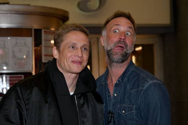 Kinotour - Das Leben der Wünsche am 13.11.2025 in der Lichtburg in Essen. Matthias Schweighöfer, links und Erik Schmitt ( Regisseur ), rechts bei der Kinotour des Filmes - Das Leben der Wünsche am 13.11.2025 in der Lichtburg in Essen.