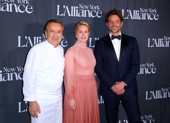 L Alliance Gala 2025 - NYC Daniel Boulud,Tatyana Franck and Bradley Cooper attend the Gala L Alliance Gala at the Plaza Hotel in New York, NY on November 13, 2025. Photo by Charles Guerin ABACAPRESS.COM New York City NY United States  Copyright: xGuerinxCharles ABACAx