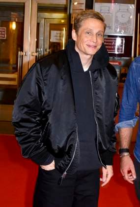 abb WuenscheEssen- Matthias Schweighöfer Schweighoefer Schauspieler Erik Schmitt Regisseur auf dem roten Teppich bei der NRW Premiere des Kinofilms DAS LEBEN DER WÜNSCHE WUENSCHE im Kino Lichtburg am 13.02.2025 in Essen, NRW Deutschland