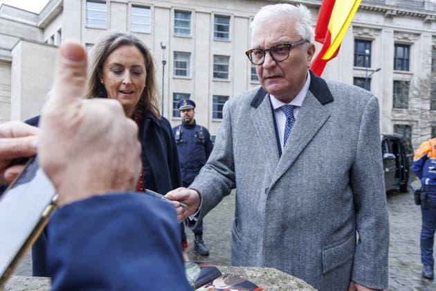 Princess Claire of Belgium and Prince Laurent of Belgium pictured after the Te Deum mass, on the occasion of the King s Feast, at the Saint Michael and St Gudula Cathedral (Cathedrale Saints Michel et Gudule Sint-Michiels- en Sint-Goedelekathedraal) in Brussels on Saturday 15 November 2025.  NICOLASxMAETERLINCK 141740119
