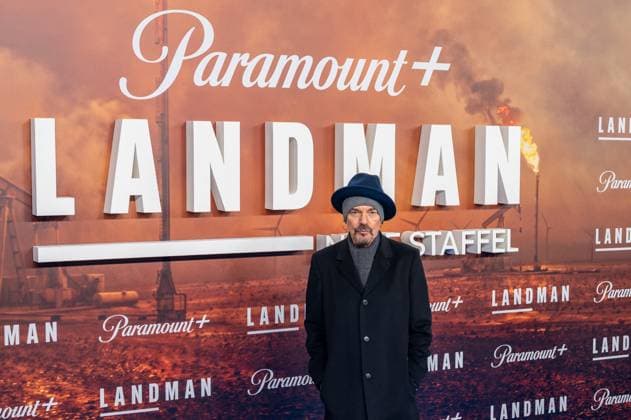 Billy Bob Thornton bei der Ankunft zur Premiere der 2. Staffel der Serie Landman (Paramount+ ) im Berliner Kino Zoo Palast. Billy Bob Thornton at the premiere of the second season of the series Landman (Paramount+) at the Zoo Palast cinema in Berlin. snapshot-photography B.Niehaus