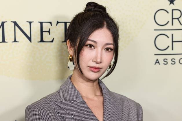 The Critics Choice Association s 4th Annual Celebration Of AAPI Cinema And Television BEVERLY HILLS, LOS ANGELES, CALIFORNIA, USA - NOVEMBER 14: South Korean and American singer, songwriter, and record producer EJAE (Kim Eun-jae) arrives at The Critics Choice Association s 4th Annual Celebration Of AAPI (Asian American and Pacific Islander) Cinema And Television held at the Four Seasons Hotel Los Angeles At Beverly Hills on November 14, 2025 in Beverly Hills, Los Angeles, California, United States., Credit:Xavier Collin Avalon United States, California, Beverly Hills, Four Seasons Hotel Los Angeles At Beverly Hills Copyright: xXavierxCollinx xAvalonx 1052545106
