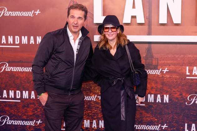 Premiere der 2. Staffel der Serie Landman in Berlin Berlin, 14.11.2025 Andreas Elsholz und mit seiner Frau Denise Zich bei der Premiere der 2. Staffel der Serie Landman im Zoo Palast in Berlin Berlin Copyright: xMatthiasxGränzdörferx