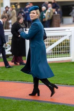 . 15 11 2025. Cheltenham, United Kingdom. Zara Tindall at the Super Saturday meeting at Cheltenham Racecourse, United Kingdom.  xi-Imagesx IIM-26379-0021