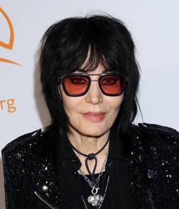 A Funny Thing Happened on the Way to Cure Parkinson s 2025 Gala Joan Jett attending the A Funny Thing Happened on the Way to Cure Parkinson s 2025 Gala benefitting The Michael J. Fox Foundation held at Cipriani South Street at Casa Cipriani on November 15, 2025 in New York City, NY New York City Cipriani South Street at Casa Ci NY USA Copyright: xStevenxBergman AFF-USA.COMx