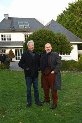 Schauspieler Klaus J. Behrendt ( Kommissar Max Ballauf ) und Dietmar Bär (Kommissar Freddy Schenk ) , l-r, posiert am Set des 98. Kölner Tatort Der Glücklichmacher