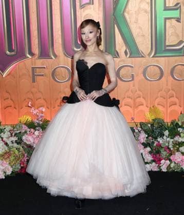 Wicked: For Good New York Premiere Ariana Grande attending the Wicked: For Good New York Premiere held at the David Geffen Hall on November 17, 2025 in New York City, NY New York City David Geffen Hall NY USA Copyright: xStevenxBergman AFF-USA.COMx