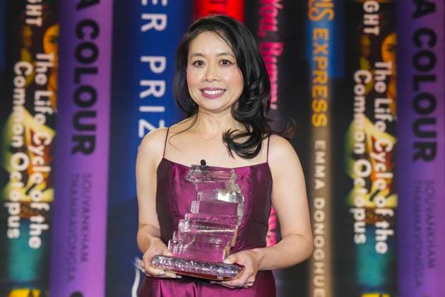 November 17, 2025, Toronto, On, CANADA: Souvankham Thammavongsa wins the Giller Prize for her novel Pick a Colour , in Toronto on Monday November 17, 2025. Toronto CANADA  - ZUMAc35_ 20251117_zaf_c35_182 Copyright: xChrisxYoungx