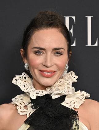Elle Women In Hollywood 2025 Emily Blunt arriving to Elle Women In Hollywood 2025 held at the Four Seasons Hotel Los Angeles at Beverly Hills on November 17, 2025 in Los Angeles, Ca. Los Angeles Four Seasons Hotel Los Angeles at Beverly Hills California USA Copyright: xStarbuck AFF-USA.COMx