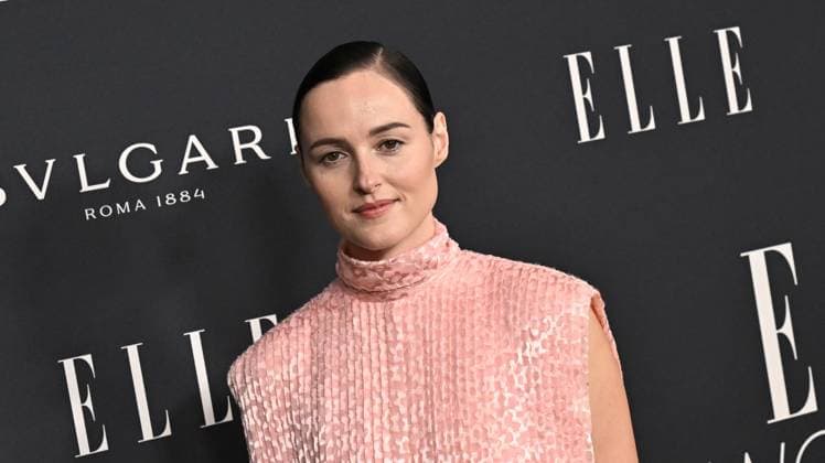 Elle Women In Hollywood 2025 Renate Reinsve arriving to Elle Women In Hollywood 2025 held at the Four Seasons Hotel Los Angeles at Beverly Hills on November 17, 2025 in Los Angeles, Ca. Los Angeles Four Seasons Hotel Los Angeles at Beverly Hills California USA Copyright: xStarbuck AFF-USA.COMx
