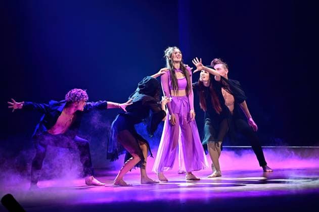 Let‘s Dance Live. Ann-Kathrin Bendixen und Zsolt Sandor Cseke während der Live-Show Let‘s Dance am 17.11.2025 in der Festhalle Frankfurt. 20251117MWI095487