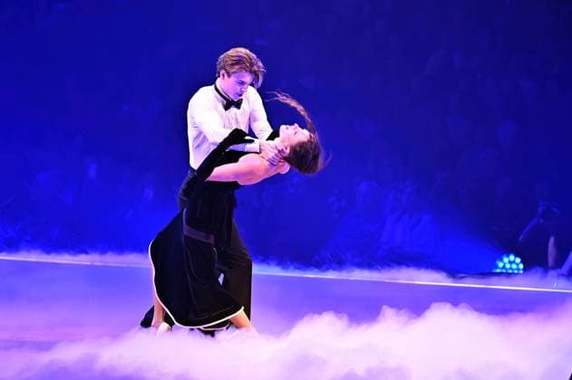 Let‘s Dance Live. Taliso Engel und Patricija Ionel während der Live-Show Let‘s Dance am 17.11.2025 in der Festhalle Frankfurt. 20251117MWI095774
