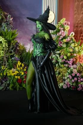 Arrivals for the New York premiere of Wicked For Good held at Lincoln Centre Featuring: CutiePieSensei Where: New York, New York, United States When: 17 Nov 2025 Credit: Jennifer Graylock INSTARimages EDITORIAL USE ONLY. NOT FOR USE BY NEWSPAPERS BASED IN THE UK. Copyright: xx instar55274896