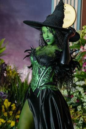 Arrivals for the New York premiere of Wicked For Good held at Lincoln Centre Featuring: CutiePieSensei Where: New York, New York, United States When: 17 Nov 2025 Credit: Jennifer Graylock INSTARimages EDITORIAL USE ONLY. NOT FOR USE BY NEWSPAPERS BASED IN THE UK. Copyright: xx instar55274898