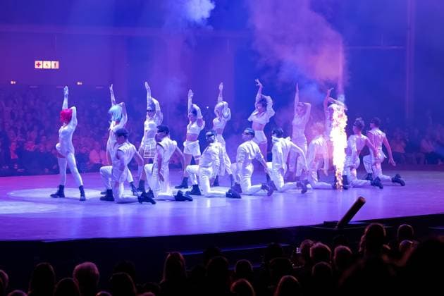 Lets DanceLive - Die Tour 2025 Profitänzer bei der Live-Show Lets Dance am 17.11.2025 in der Festhalle Frankfurt. Frankfurt Festhalle Hessen