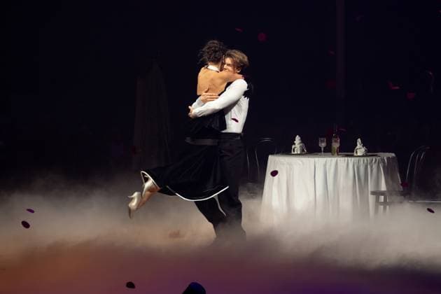 Lets DanceLive - Die Tour 2025 Taliso Engel und Patricija Ionel bei der Live-Show Lets Dance am 17.11.2025 in der Festhalle Frankfurt. Frankfurt Festhalle Hessen