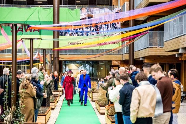 ROTTERDAM Queen Maxima at the opening of the SAWA residential building, which is constructed from wood. The queen is given a tour of the circular building and speaks with residents and developers. ANP FRANK DE ROO netherlands out - belgium out  Copyright: xx x542416385x originalFilename: 542416385.jpg