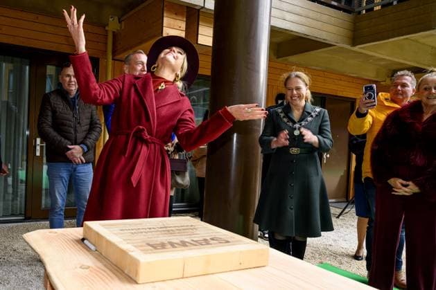Rotterdam, The Netherlands, 2025-11-18 13:20:48 ROTTERDAM, 18-11-2025, SAWA. Queen Maxima opens the circular wooden residential building SAWA in Rotterdam. The building comprises over one hundred apartments and has been extensively developed in a circular and biobased manner, with a focus on nature and affordable housing. PHOTO: NLBeeld Patrick van Emst Credit: NL Beeld Patrick van Emst  Copyright: xx x