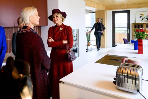 Rotterdam, The Netherlands, 2025-11-18 13:43:06 ROTTERDAM, 18-11-2025, SAWA. Queen Maxima opens the circular wooden residential building SAWA in Rotterdam. The building comprises over one hundred apartments and has been extensively developed in a circular and biobased manner, with a focus on nature and affordable housing. PHOTO: NLBeeld Patrick van Emst Credit: NL Beeld Patrick van Emst  Copyright: xx x