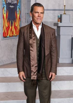 Los Angeles Premiere Of Netflix s Wake Up Dead Man: A Knives Out Mystery MUSEUM ROW, MIRACLE MILE, LOS ANGELES, CALIFORNIA, USA - NOVEMBER 17: American actor Josh Brolin arrives at the Los Angeles Premiere Of Netflix s Wake Up Dead Man: A Knives Out Mystery held at the Academy Museum of Motion Pictures on November 17, 2025 in Museum Row, Miracle Mile, Los Angeles, California, United States., Credit:Xavier Collin Avalon United States, California, Los Angeles, Academy Museum of Motion Pictures  Copyright: xXavierxCollinx xAvalonx 1053130261