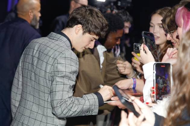 Premiere der Stranger Things Staffel 5 in Berlin Berlin, 18.11.2025 Noah Schnapp bei der Premiere der Stranger Things Staffel 5 in Berlin Berlin Copyright: xMatthiasxGränzdörferx