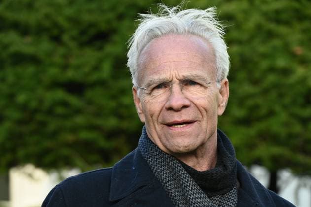 Schauspieler Klaus J. Behrendt ( Kommissar Max Ballauf ) posiert am Set des 98. Kölner Tatort Der Glücklichmacher