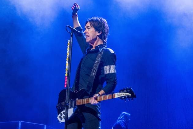 Roxette feiern in der Quarterback Immobilien Arena in Leipzig ihr erstes Deutschland-Konzert seit fast neun Jahren. Per Gessle und Sängerin Lena Philipsson präsentieren gemeinsam die größten Hits der Bandgeschichte, darunter Joyride, The Look und It Must Have Been Love, und begeistern rund 4.000 Fans mit einer energiegeladenen Show und sichtbarer Spielfreude. Weitere mitglieder: Clarence Öfwerman, Jonas Isacsson, Christoffer Lundquist, Magnus Börjeson, Magnus Norpan Eriksson, Dea Norberg Roxette Leipzig