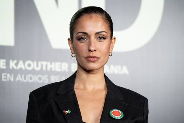Premiere for the film La Voz de Hind , in Madrid, Spain - 18 Nov 2025 Actress Hiba Abouk poses during the premiere for the film La Voz de Hind , at the Palacio de la Prensa, in Madrid. Madrid Spain Copyright: xAtilanoxGarciax xSOPAxImagesx photo00919