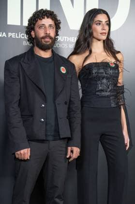 Premiere for the film La Voz de Hind , in Madrid, Spain - 18 Nov 2025 Motaz Malhees and Saja Kilani poses during the premiere for the film La Voz de Hind , at the Palacio de la Prensa, in Madrid. Madrid Spain Copyright: xAtilanoxGarciax xSOPAxImagesx photo00937
