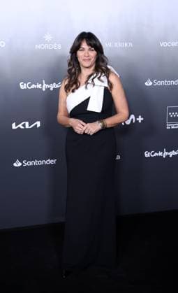 Mujerhoy 2025 Awards Fabiola Martínez during the Mujerhoy 2025 Awards ceremony, on November 18, 2025, in Madrid Spain These awards, presented annually by Vocentos lifestyle magazine, recognize outstanding figures in fashion, culture and sports for their exceptional contribution throughout the year PREMIOS GENTE Raú Madrid Madrid Spain  Copyright: xRaulxTerrelx 7110110