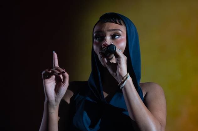 London, United Kingdom. 18th October 2025. Joy Crookes performs live at O2 Academy Brixton. Cristina Massei Alamy Live News  Copyright: xCRISTINAxMASSEIx xipa-agency.netx xx IPA_Agency_IPA68108878