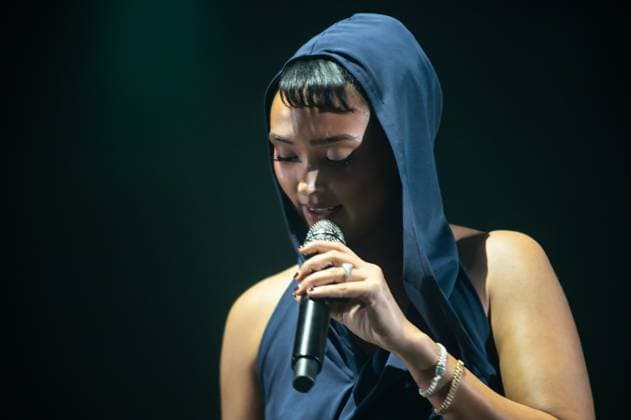 London, United Kingdom. 18th October 2025. Joy Crookes performs live at O2 Academy Brixton. Cristina Massei Alamy Live News  Copyright: xCRISTINAxMASSEIx xipa-agency.netx xx IPA_Agency_IPA68109085