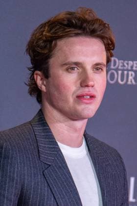 November 18, 2025, London, United Kingdom: George Sear attends the London Premiere of Desperate Journey at Odeon Luxe Leicester Square. London United Kingdom - ZUMAs197 20251118_aaa_s197_248 Copyright: xLoredanaxSangiulianox