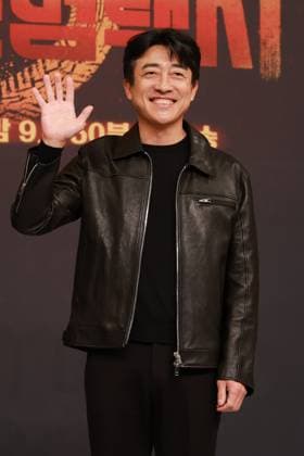 S. Korean actor Jang Hyuk-jin S. Korean actor Jang Hyuk-jin South Korean actor Jang Hyuk-jin, who stars in the new drama Taxi Driver 3, poses for a photo during a publicity event in Seoul on Nov. 18, 2025. The first episode of the drama will be aired by the SBS TV network on Nov. 21. (Yonhap) 2025-11-19 12:10:54 < 1980-2025 YONHAPNEWS AGENCY. .> ¼­¿ïÆ¯º°½Ã EDITORIAL USE ONLY  Copyright: xx PYH2025111906920034400 YonhapxNewsx yonphotos247163