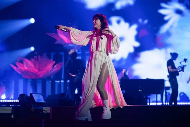 November 18, 2025, Eboli, Italy: Elisa Toffoli aka Elisa performs live at Palasele duirng the Palasport Live 2025 Tour. Eboli Italy - ZUMAs197 20251118_aaa_s197_374 Copyright: xAndreaxGulx