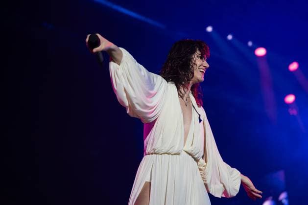 November 18, 2025, Eboli, Italy: Elisa Toffoli aka Elisa performs live at Palasele duirng the Palasport Live 2025 Tour. Eboli Italy - ZUMAs197 20251118_aaa_s197_382 Copyright: xAndreaxGulx