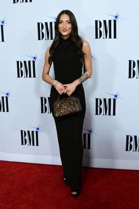 18 November 2025 - Nashville, Tennessee - Hannah McFarland. 2025 BMI Country Awards held at BMI Music Row. Nashville USA - ZUMAa123 20251118_zaa_a123_191 Copyright: xDara-MichellexFarrx
