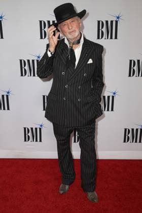 73rd Annual BMI Country Awards Larry Gatlin arriving at the 73rd Annual BMI Country Awards held at the BMI Building on November 18, 2025 in Nashville, TN. Nashville BMI Building Tennessee USA Copyright: xCurtisxHilbunx xAFF-USA.COMx