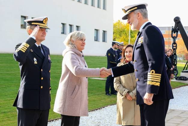Spanish King Felipe VI and minister Margarita Robles visits the Juan Sebastián de Elcano naval historical archive in Madrid on Wednesday, 19 November 2025. Cordon Press  MarcoxAntonioxRomero